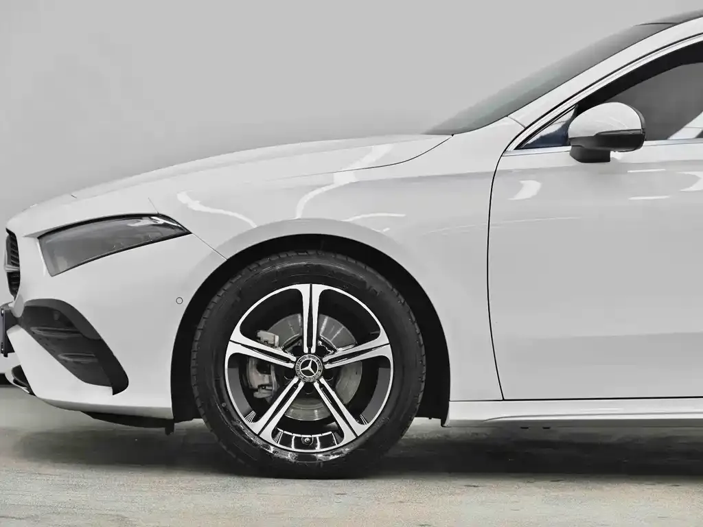 Mercedes-Benz A-Class — фото 3