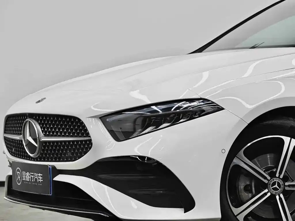 Mercedes-Benz A-Class — фото 10