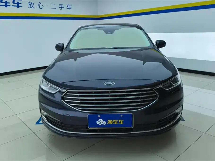 Ford Taurus