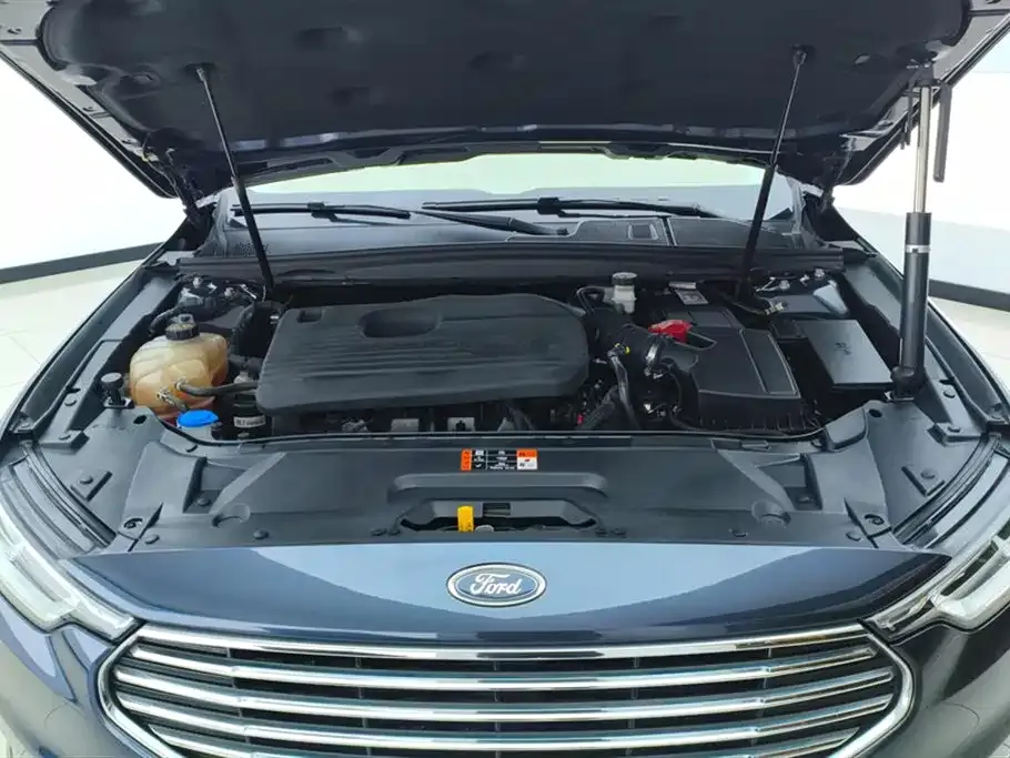 Ford Taurus 2021 из CN, фото 7