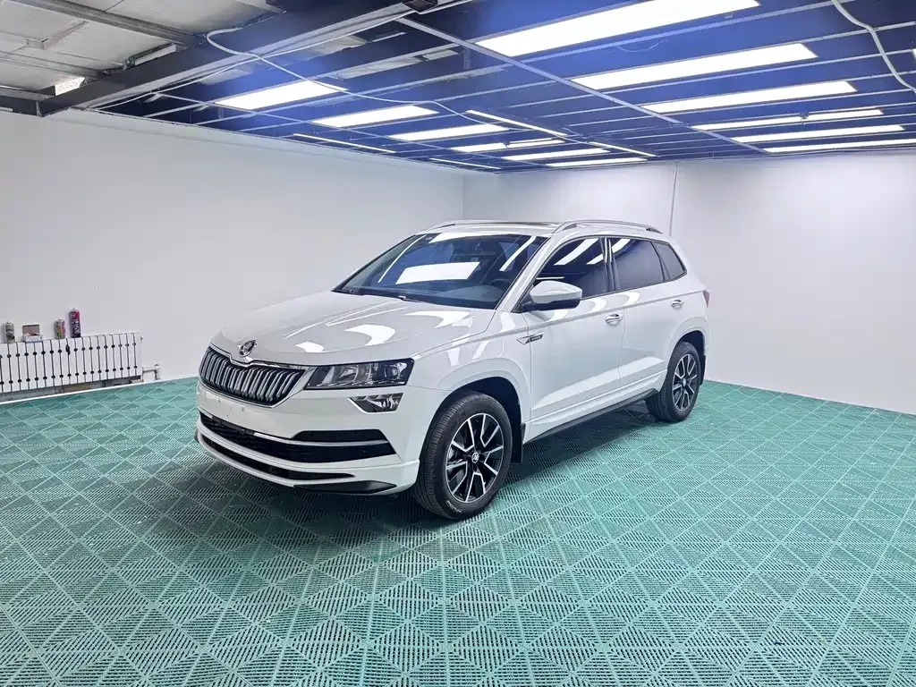 Skoda Karoq — фото 1