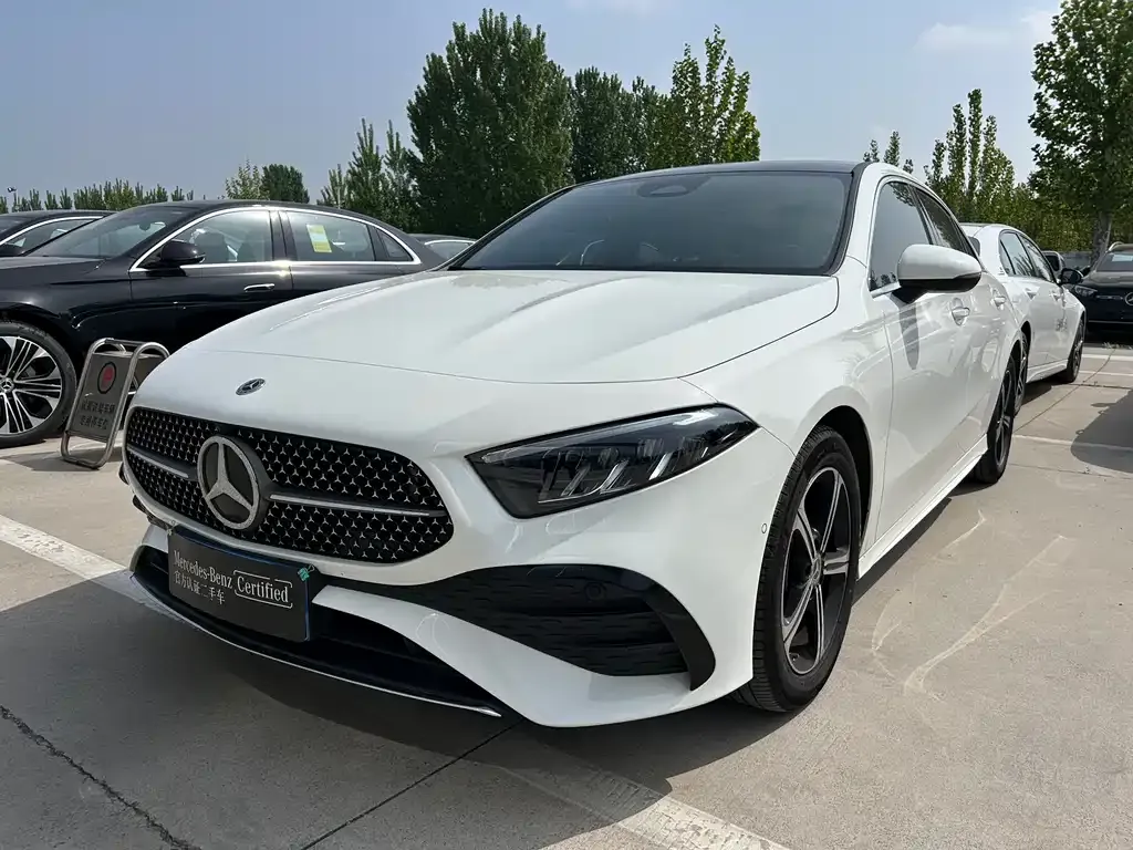 Mercedes-Benz A-Class — фото 1