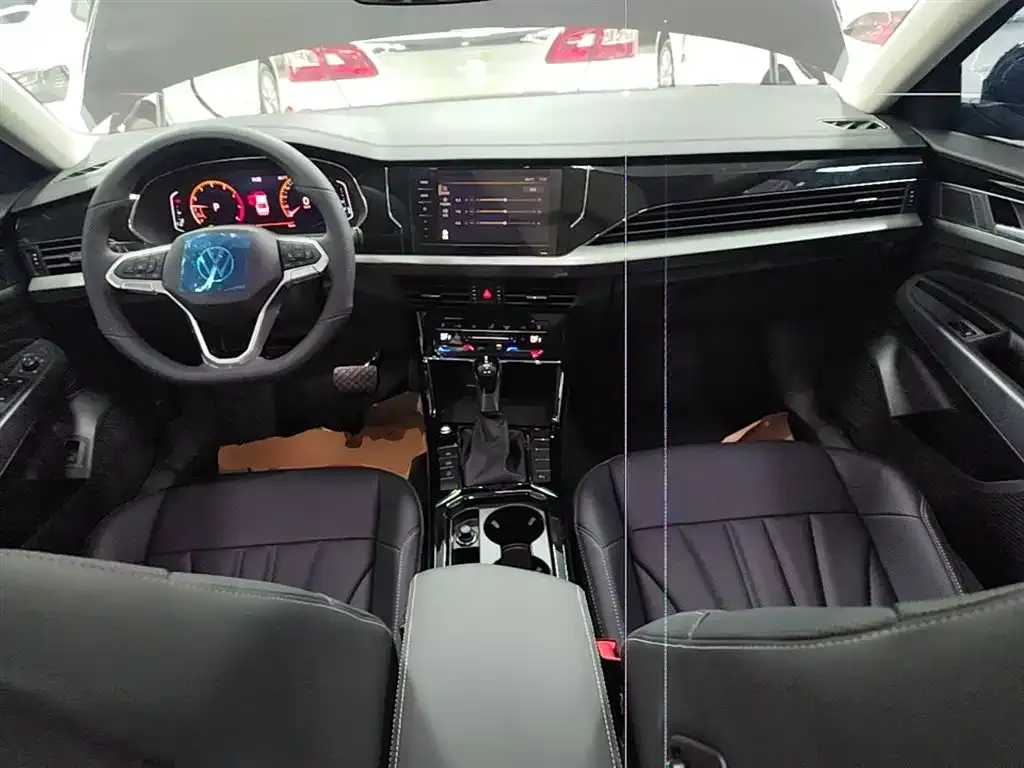 Volkswagen Passat — фото 10