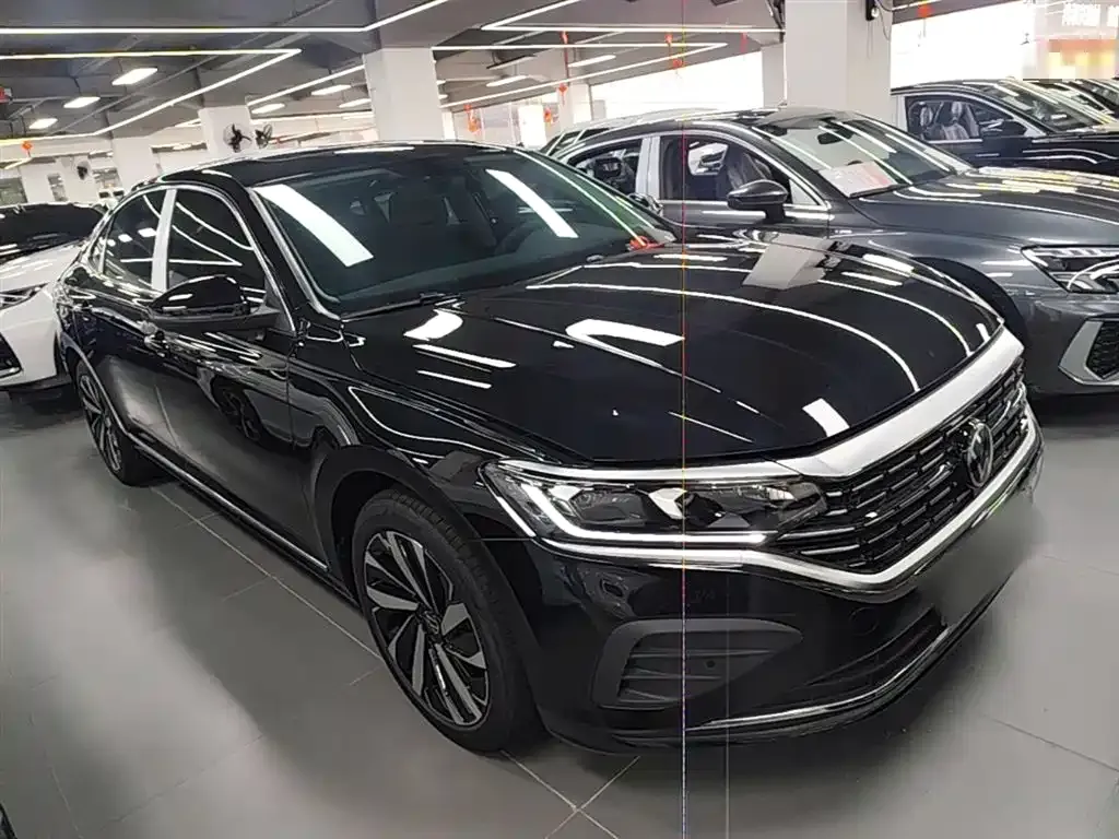 Volkswagen Passat — фото 8