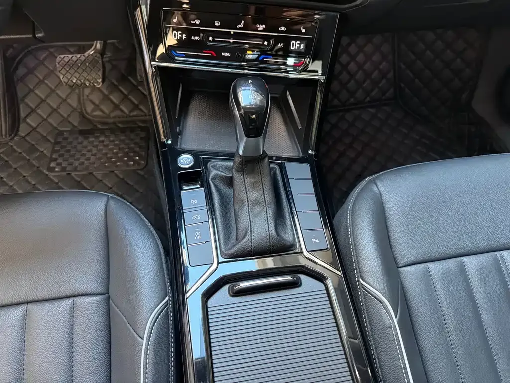 Volkswagen Passat — фото 4