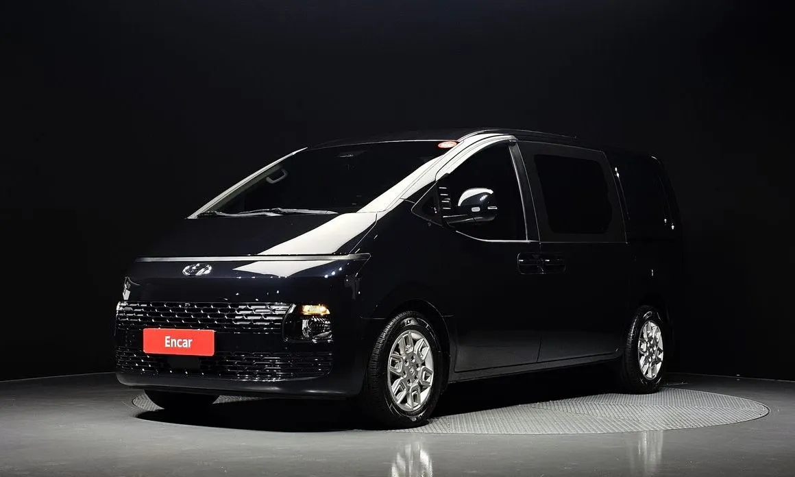 Hyundai Staria — фото 1