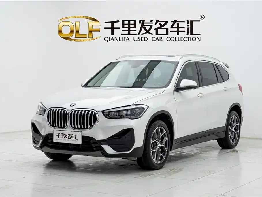 BMW X1 — фото 1