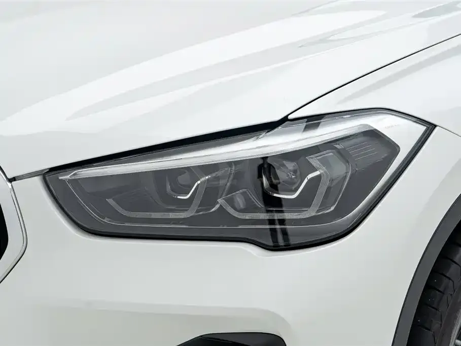 BMW X1 — фото 3