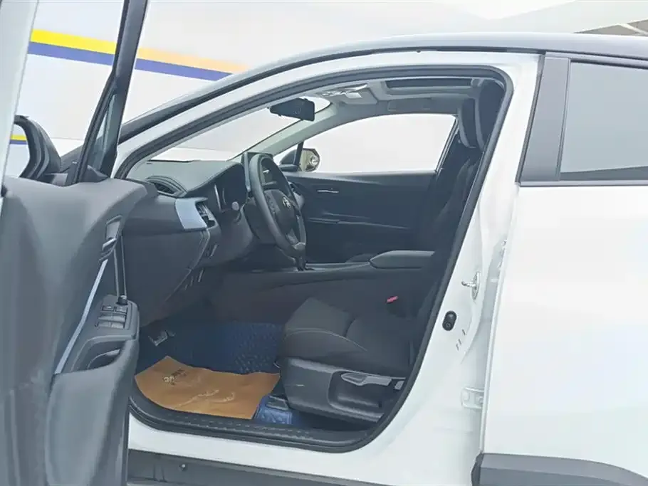 Toyota IZOA 2022 из CN, фото 4
