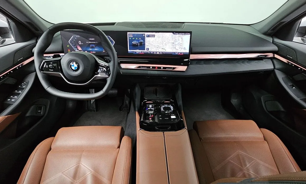 BMW 5-Series 2024 из KR, фото 10