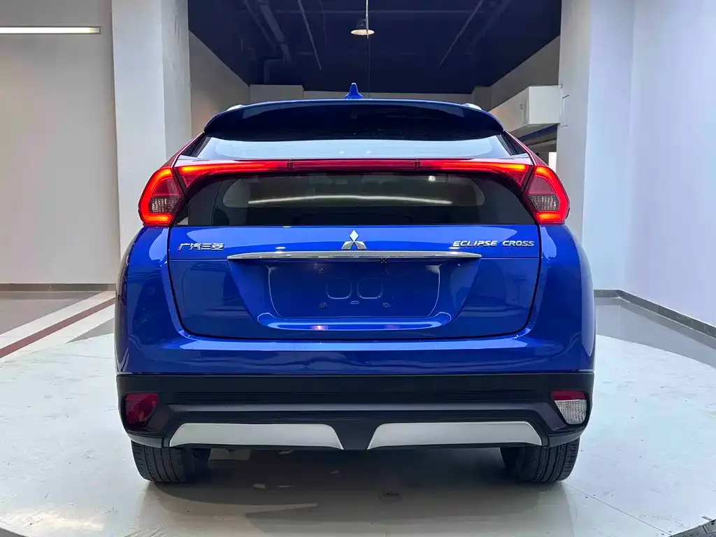 Mitsubishi Eclipse Cross — фото 4
