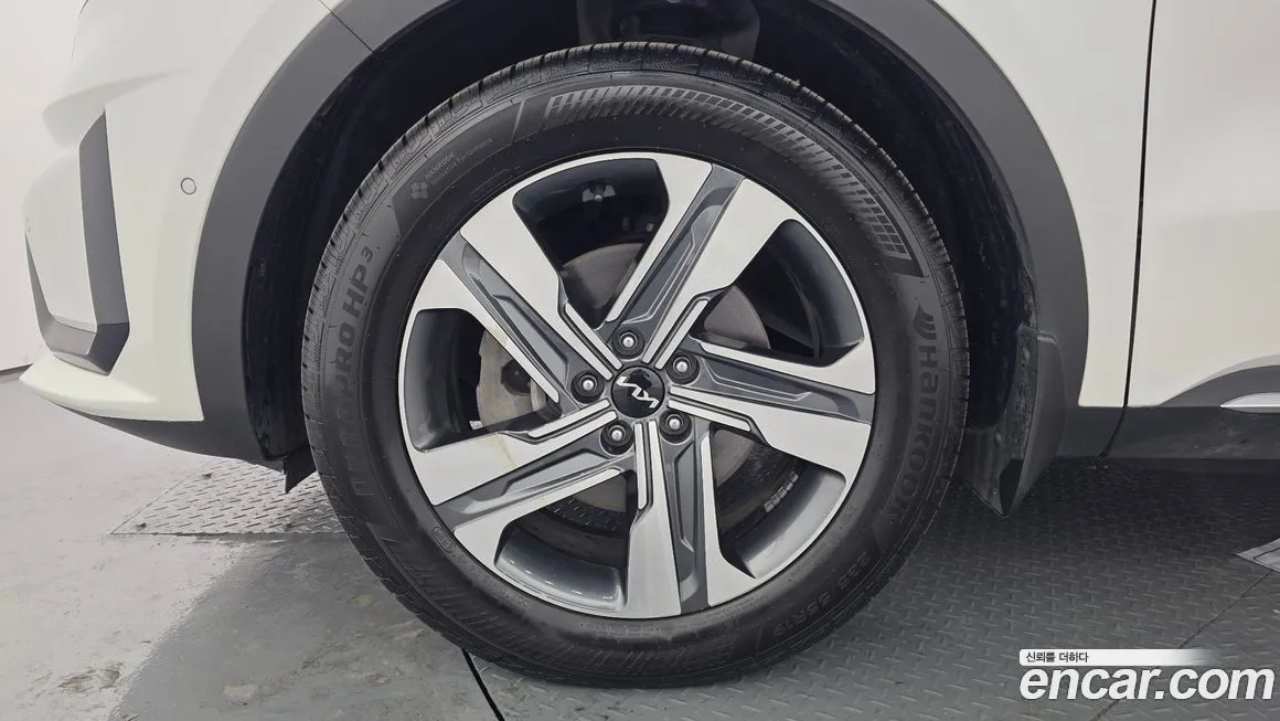 Kia Sorento — фото 9