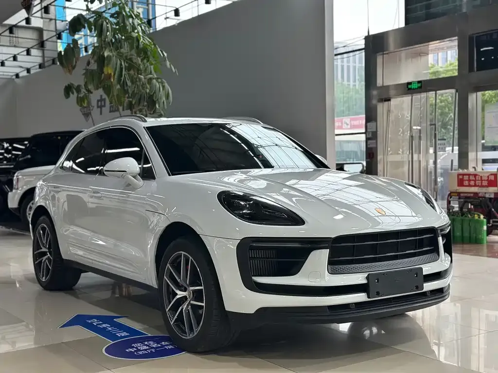 Porsche Macan — фото 8