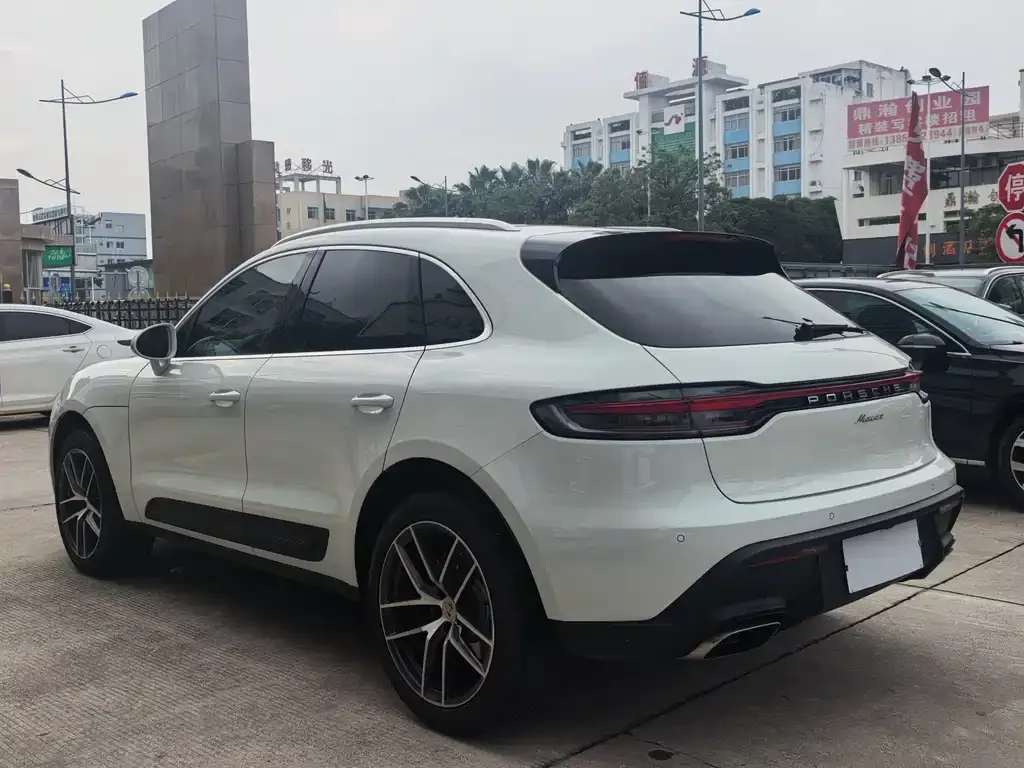 Porsche Macan — фото 10
