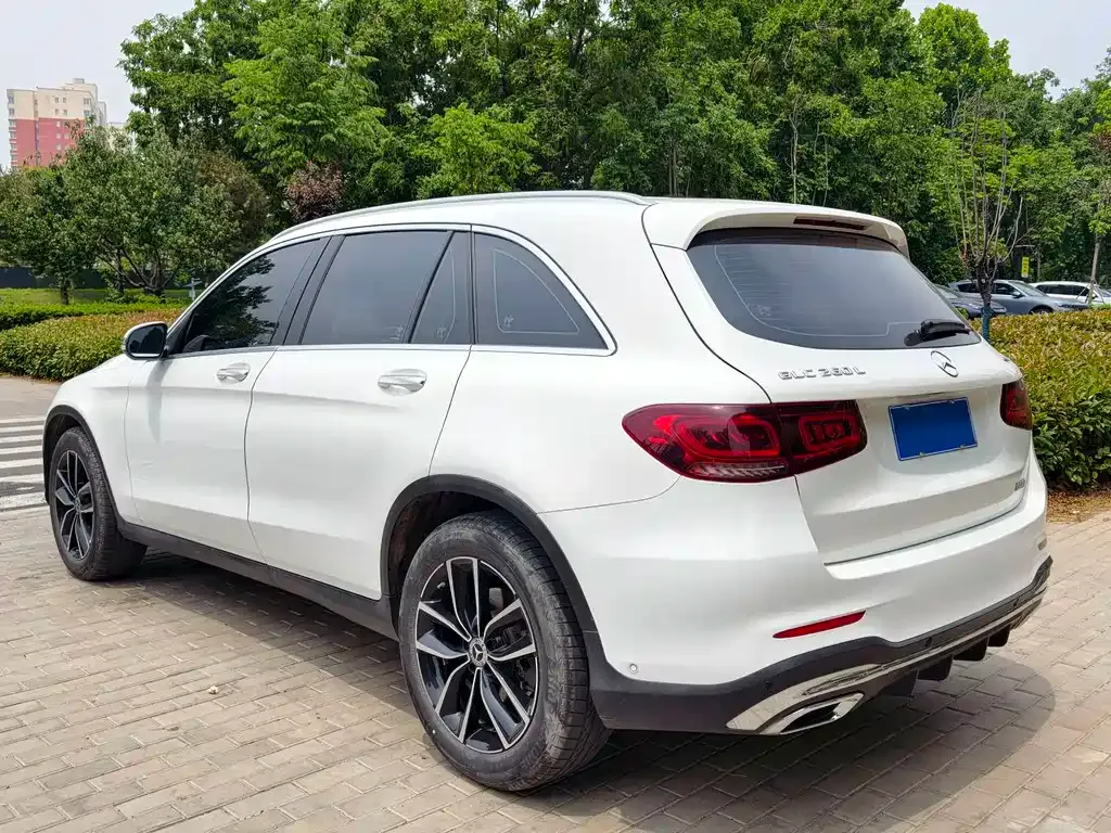Mercedes-Benz GLC — фото 10