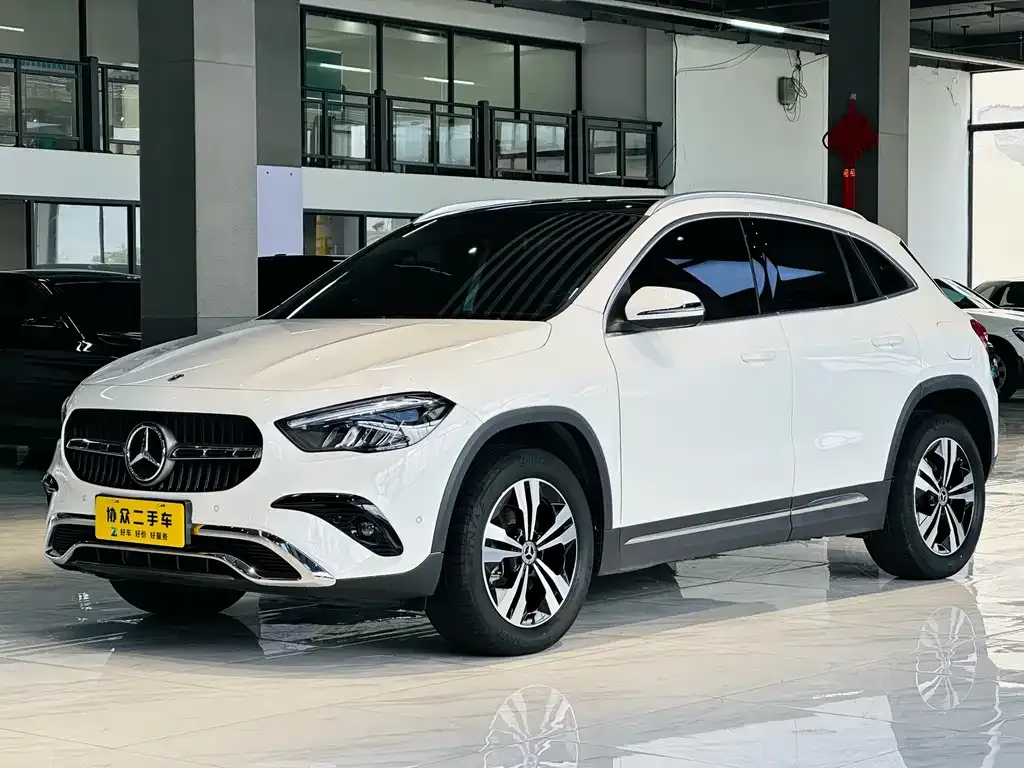 Mercedes-Benz GLA — фото 9