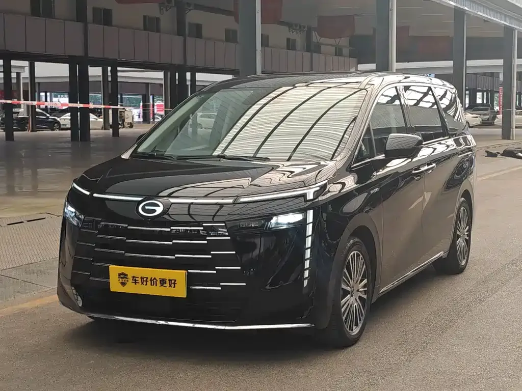 GAC Motor Trumpchi E8