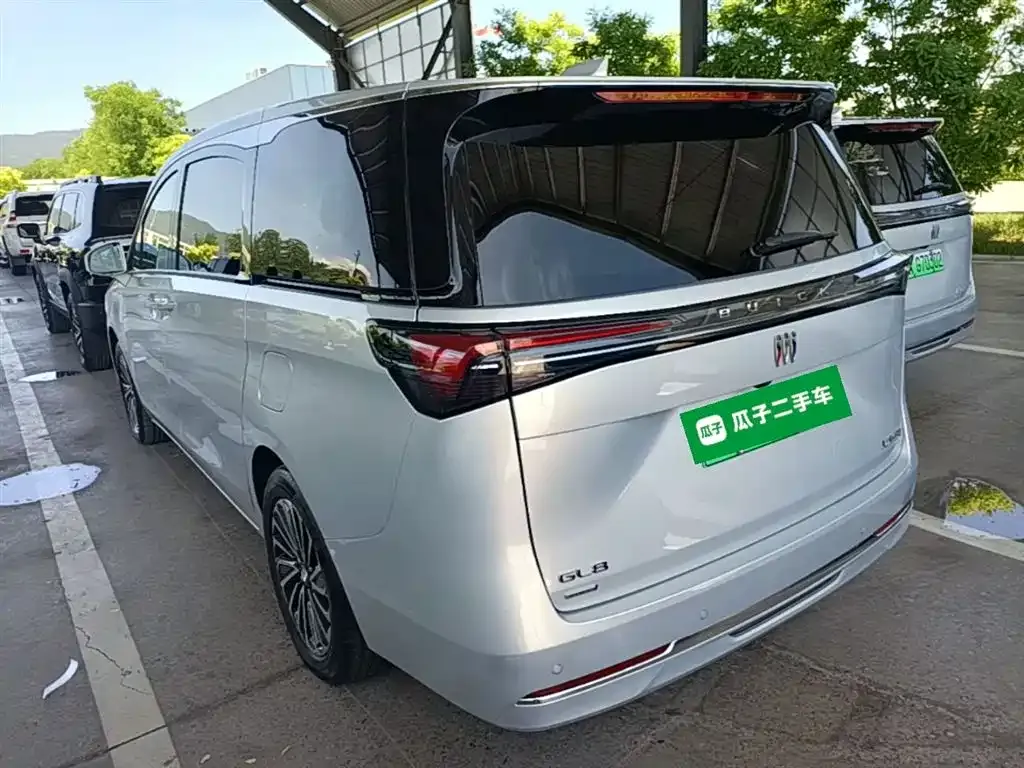 Buick GL8 Hybrid 2025 из CN, фото 6