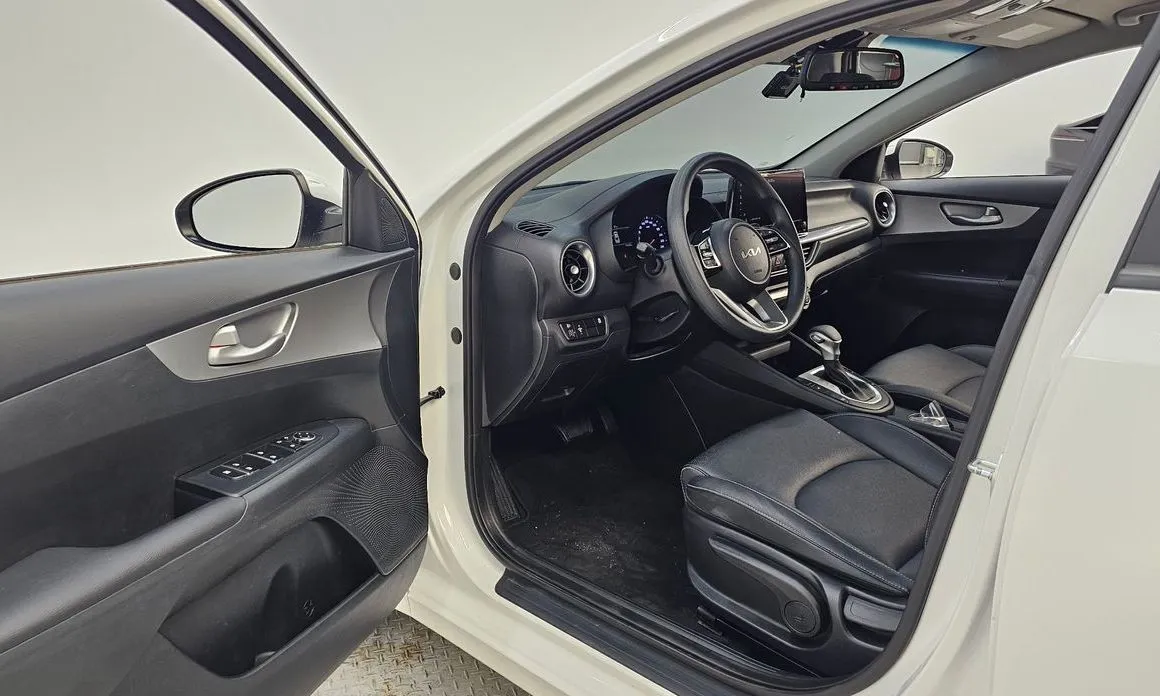 Kia K3 2023 из KR, фото 6