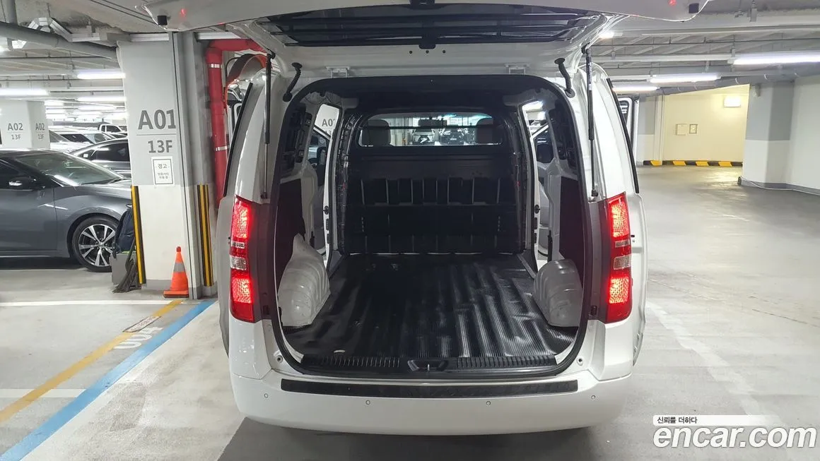 Hyundai Starex 2021 из KR, фото 8