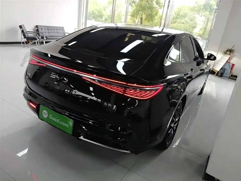 BYD Seal — фото 3