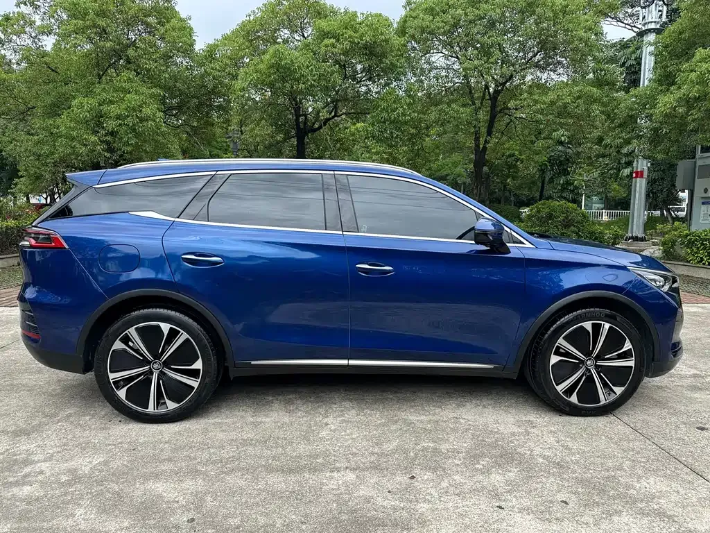 BYD Tang New Energy — фото 10