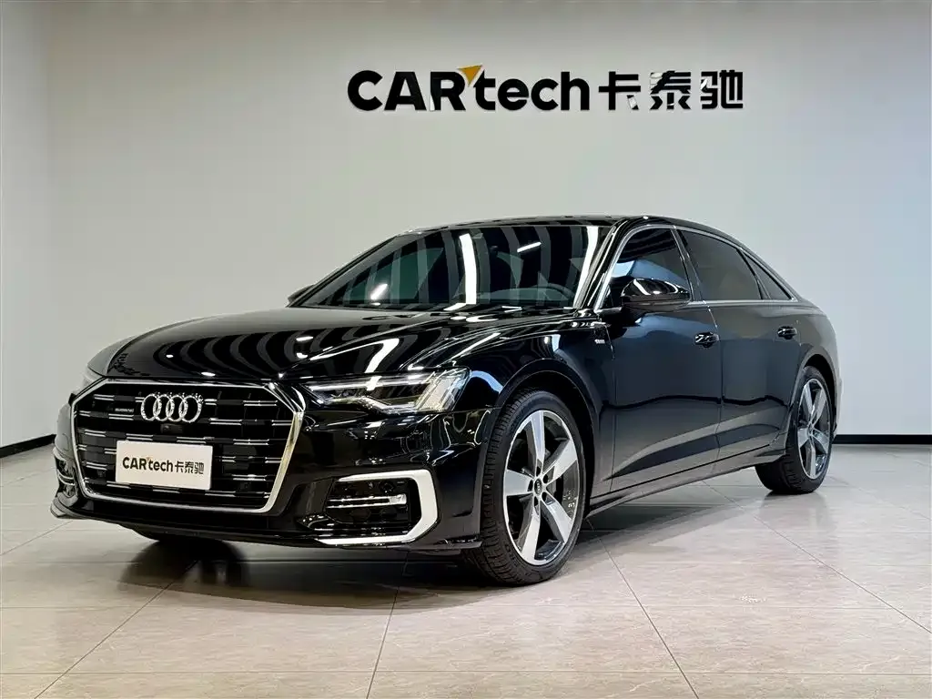Audi A6L — фото 1