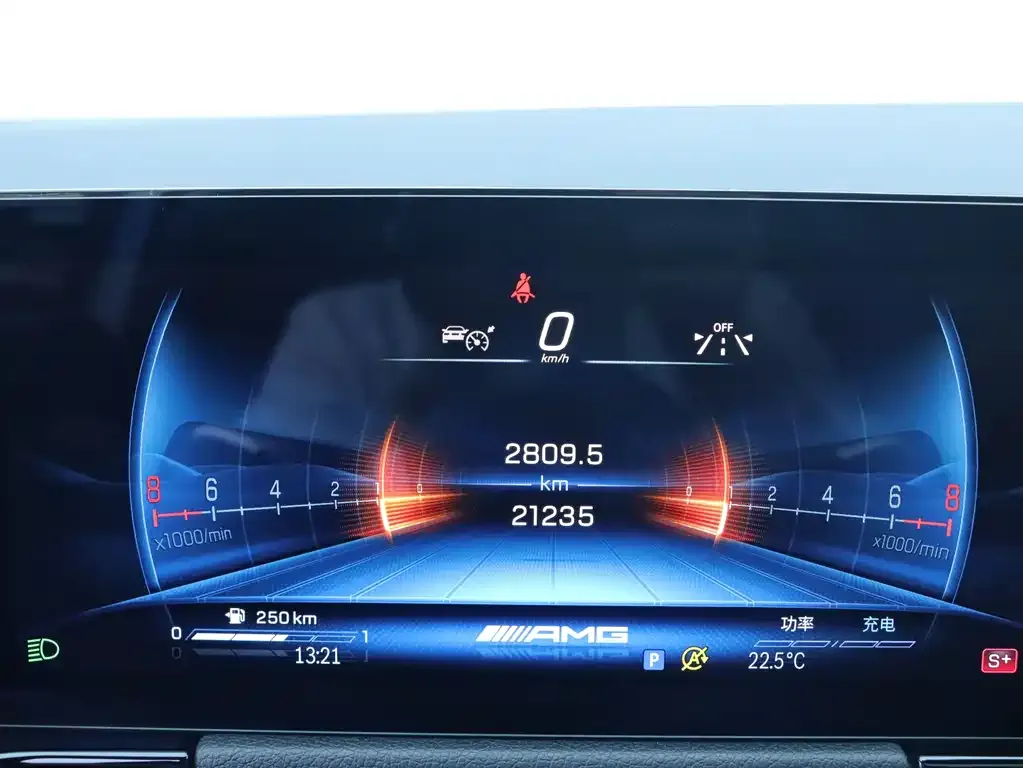 Mercedes-Benz GLA AMG 2025 из CN, фото 9