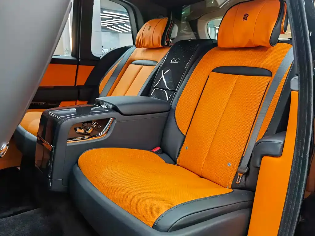 Rolls-Royce Cullinan 2021 из CN, фото 5