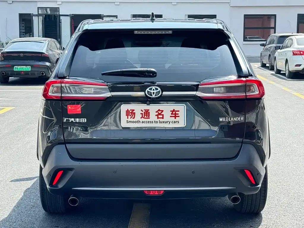 Toyota Wildlander — фото 5