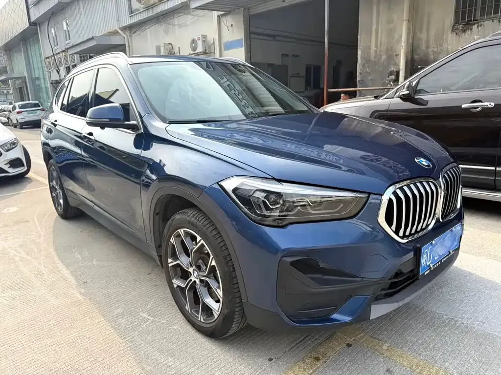 BMW X1 2021 из CN, фото 8