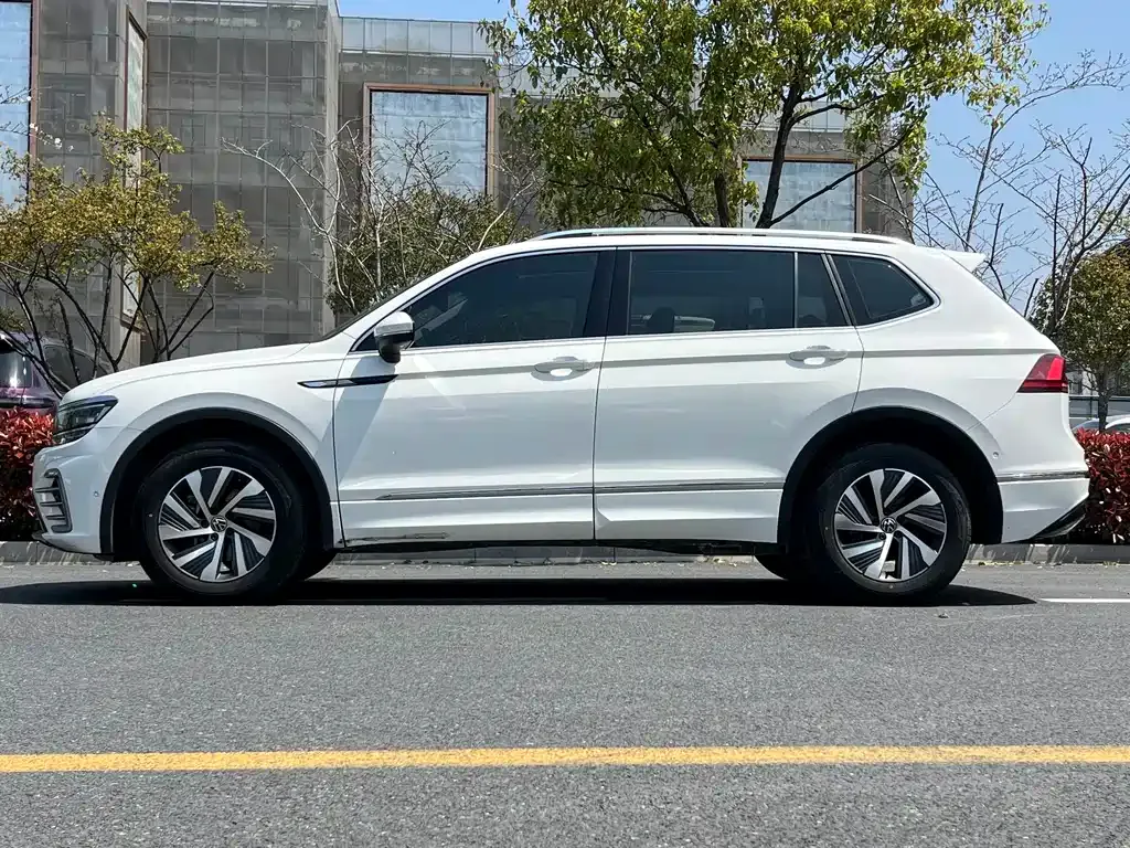 Volkswagen Tiguan L New Energy 2021 из CN, фото 9