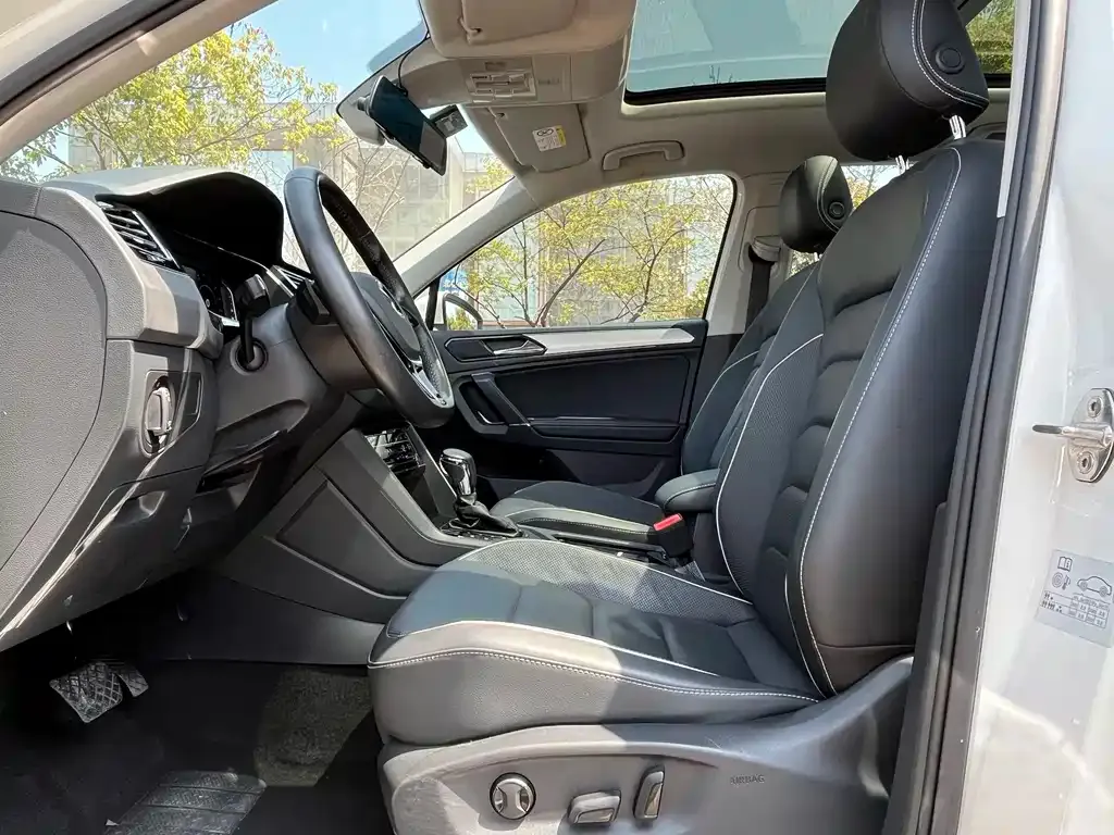 Volkswagen Tiguan L New Energy 2021 из CN, фото 7
