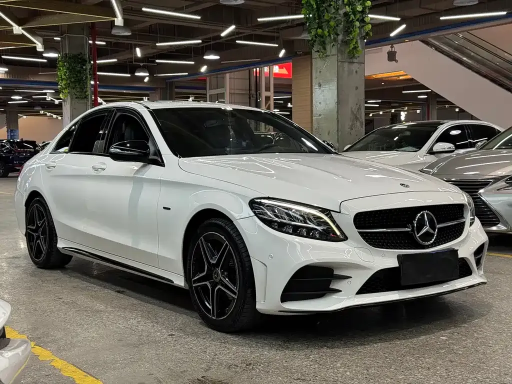 Mercedes-Benz C-Class — фото 10