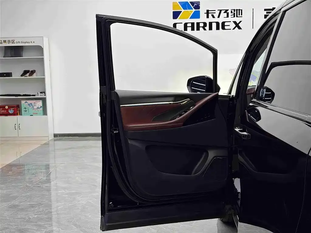 GAC Motor Trumpchi E9 — фото 10