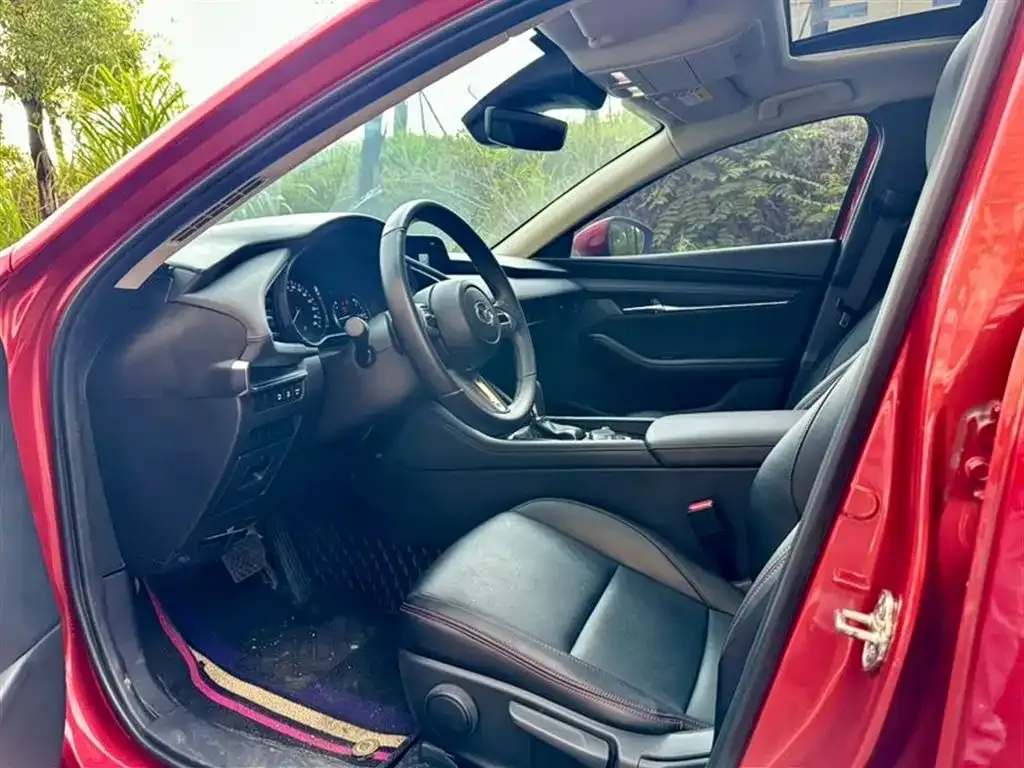 Mazda 3 Axela 2024 из CN, фото 6