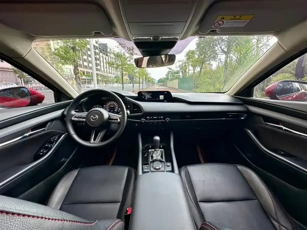 Mazda 3 Axela 2024 из CN, фото 4