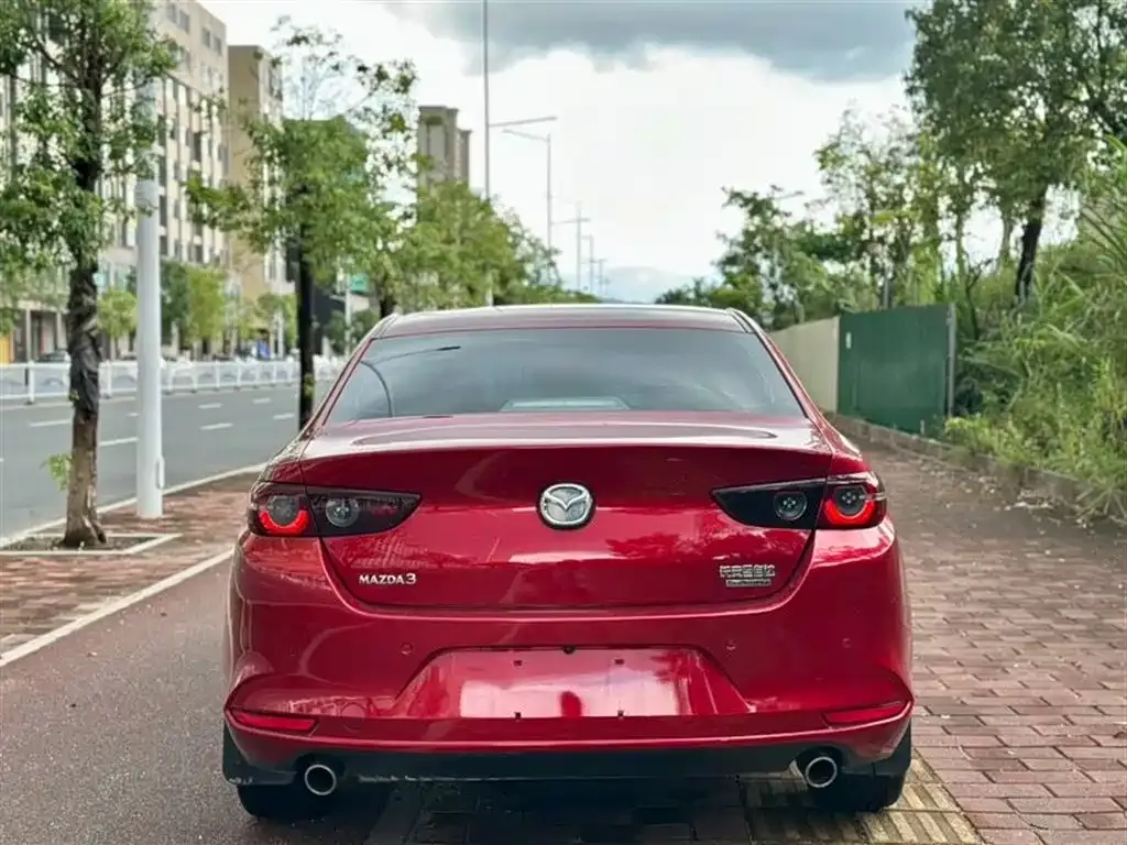 Mazda 3 Axela 2024 из CN, фото 3