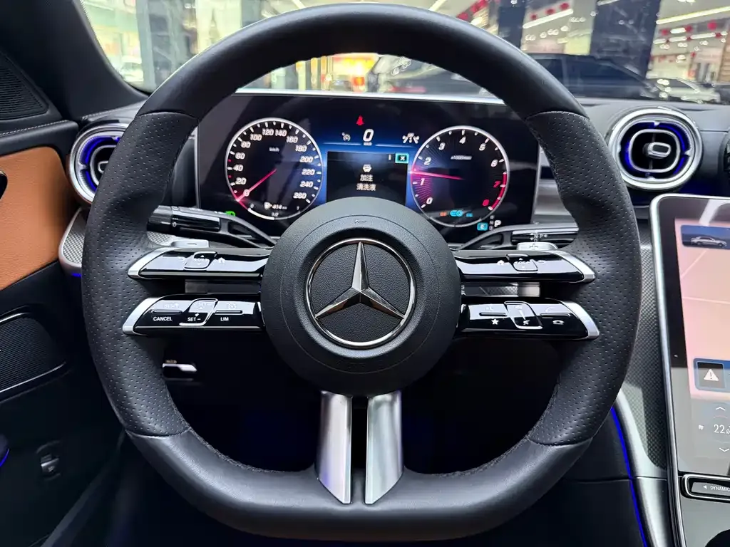 Mercedes-Benz C-Class — фото 10
