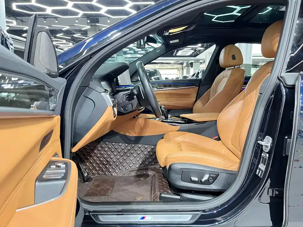 BMW 6 Series GT 2024 из CN, фото 7