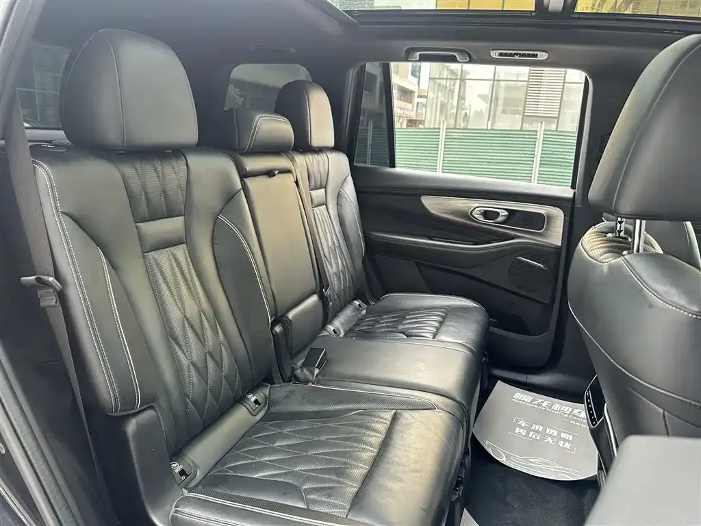 GAC Motor Trumpchi GS8 — фото 5