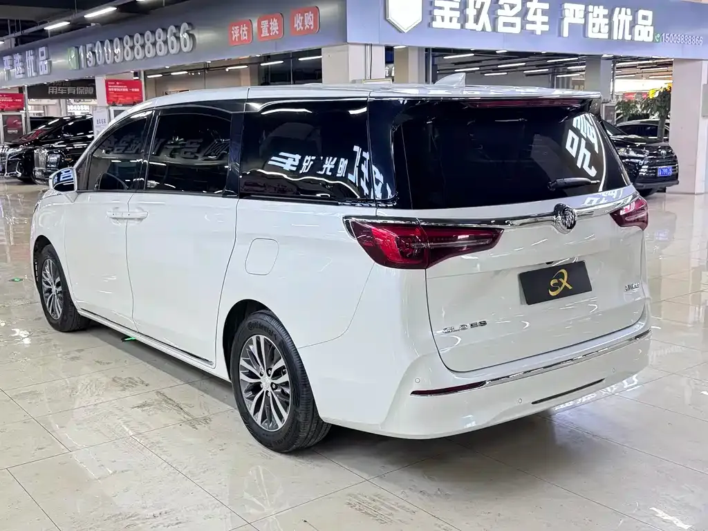 Buick GL8 2024 из CN, фото 10