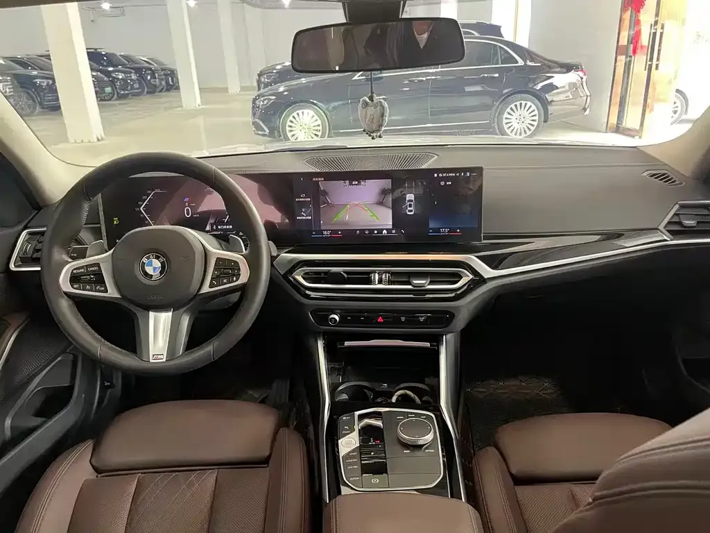 BMW 3 Series 2024 из CN, фото 7