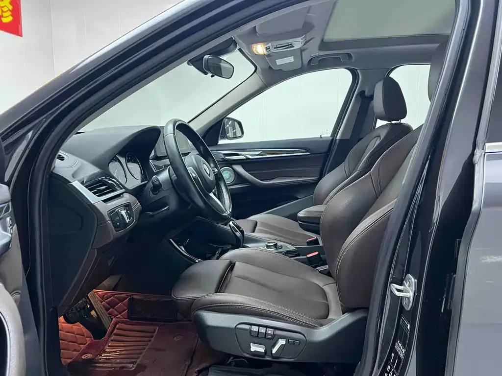 BMW X1 2021 из CN, фото 3