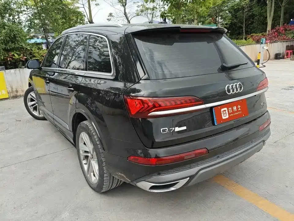 Audi Q7 2022 из CN, фото 3