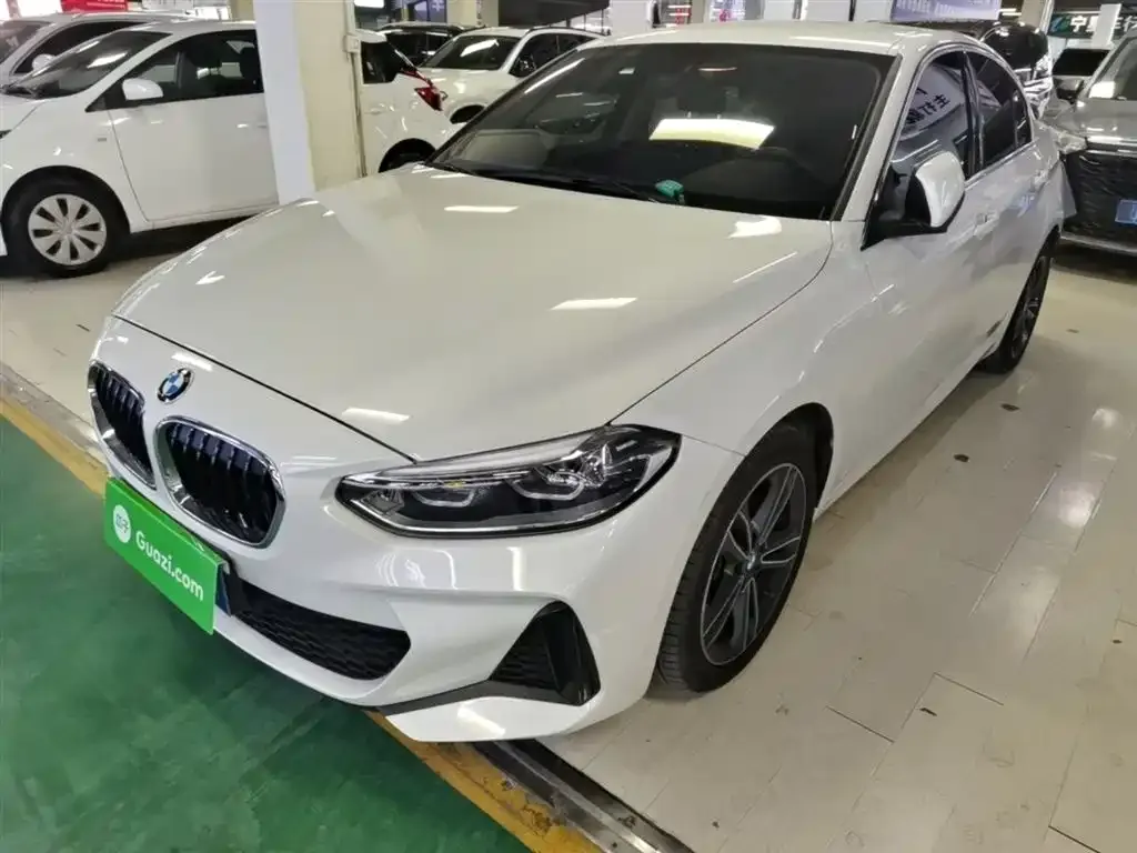 BMW 1 Series — фото 1