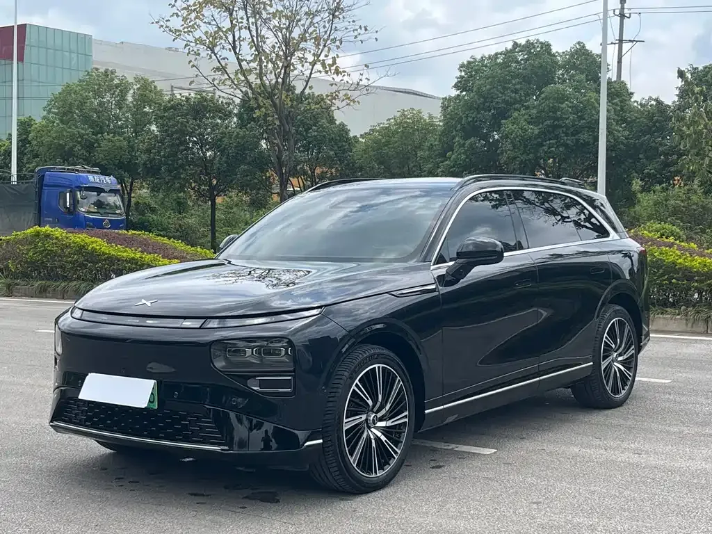 XPeng G9