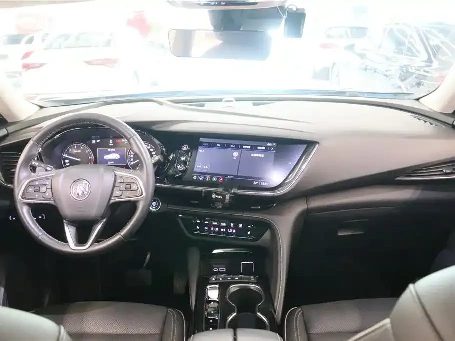 Buick Envision Plus — фото 3