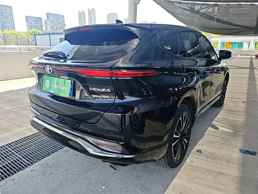 Toyota Venza 2022 из CN, фото 3