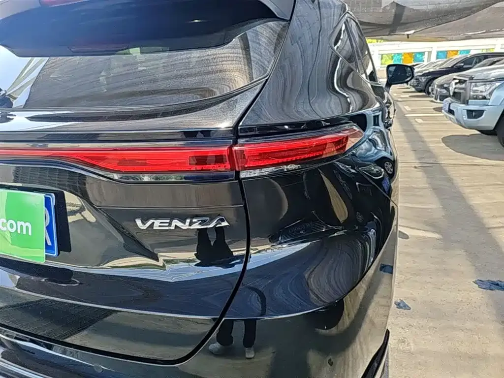 Toyota Venza 2022 из CN, фото 9